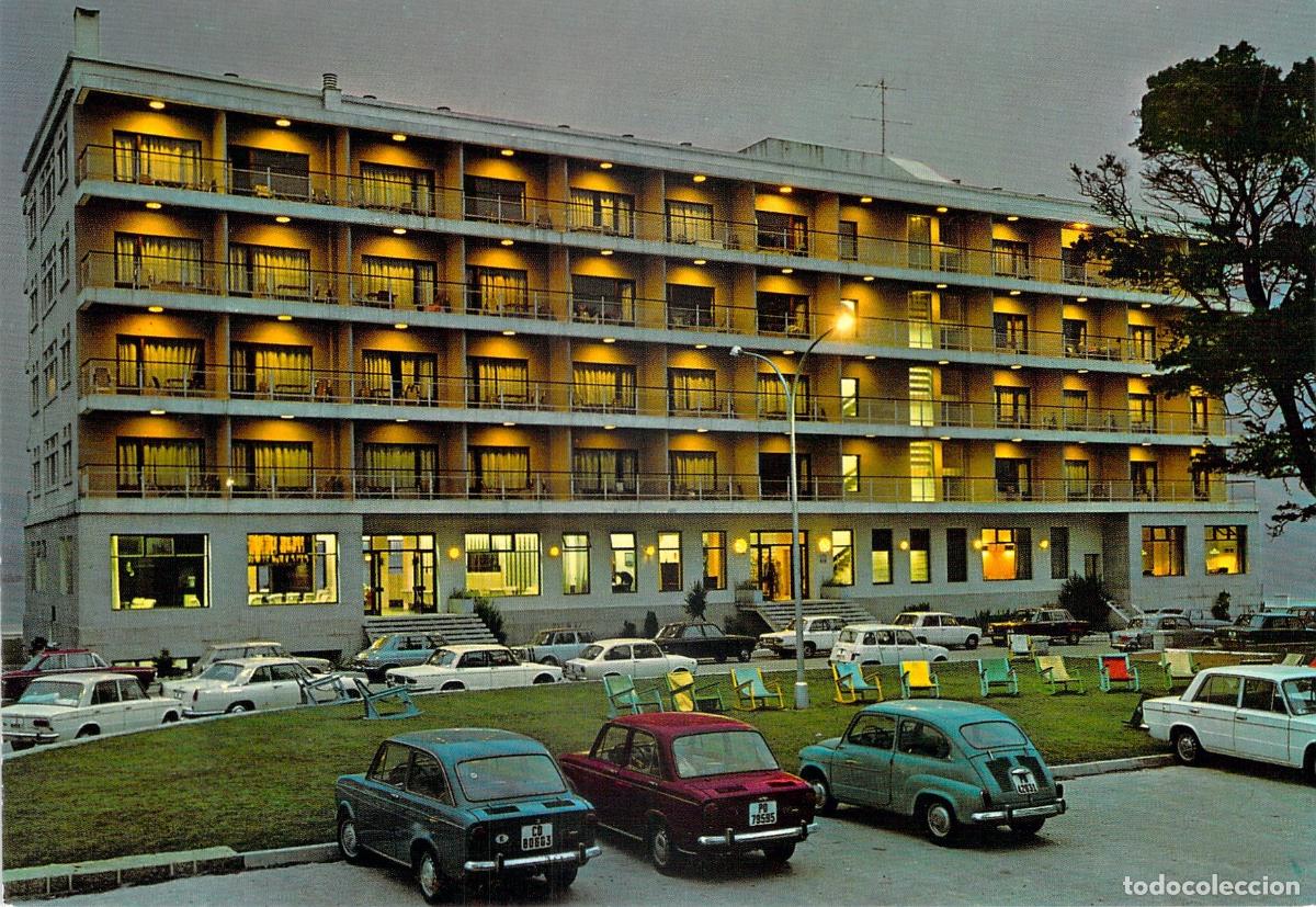 Postales: Postal de la Isla de la Toja, Hotel Residencia de noche