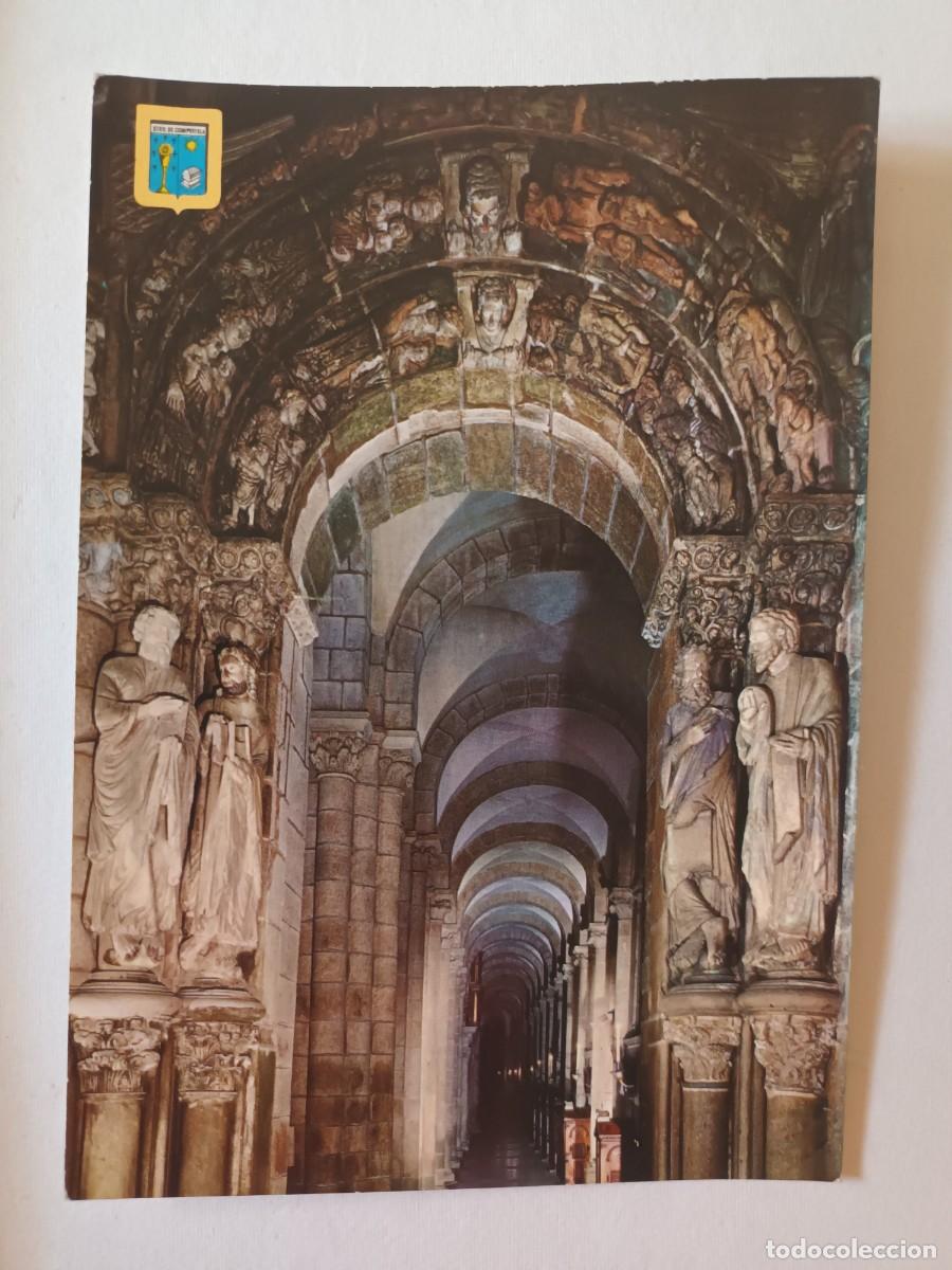 Postales: SANTIAGO DE COMPOSTELA (LA CORU&Ntilde;A). DETALLE DEL PORTICO DE LA GLORIA (1964) - FRANQUEO - ESCUDO DE O