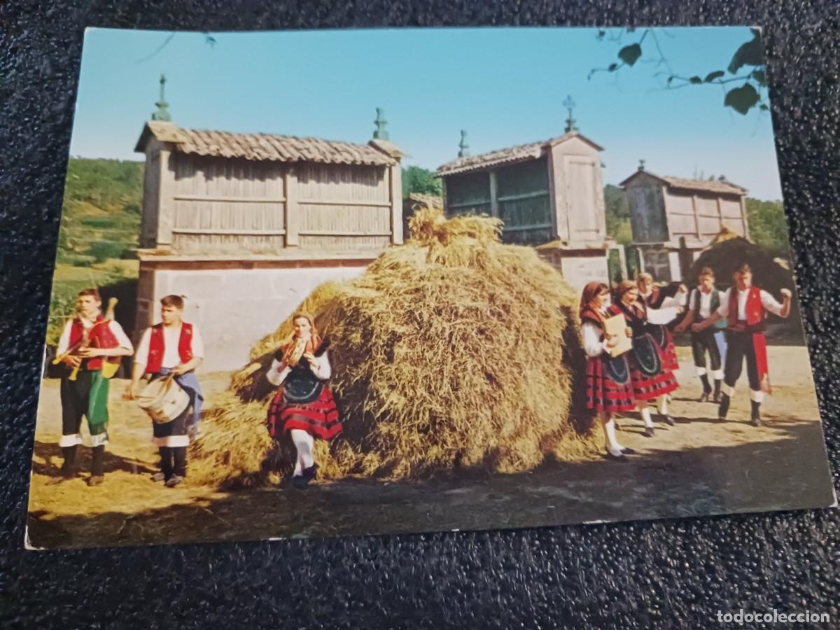 Postales: 8 Galicia t&iacute;pica. Folklore gallego. Foliada na eira, Ed. Alarde, escrita