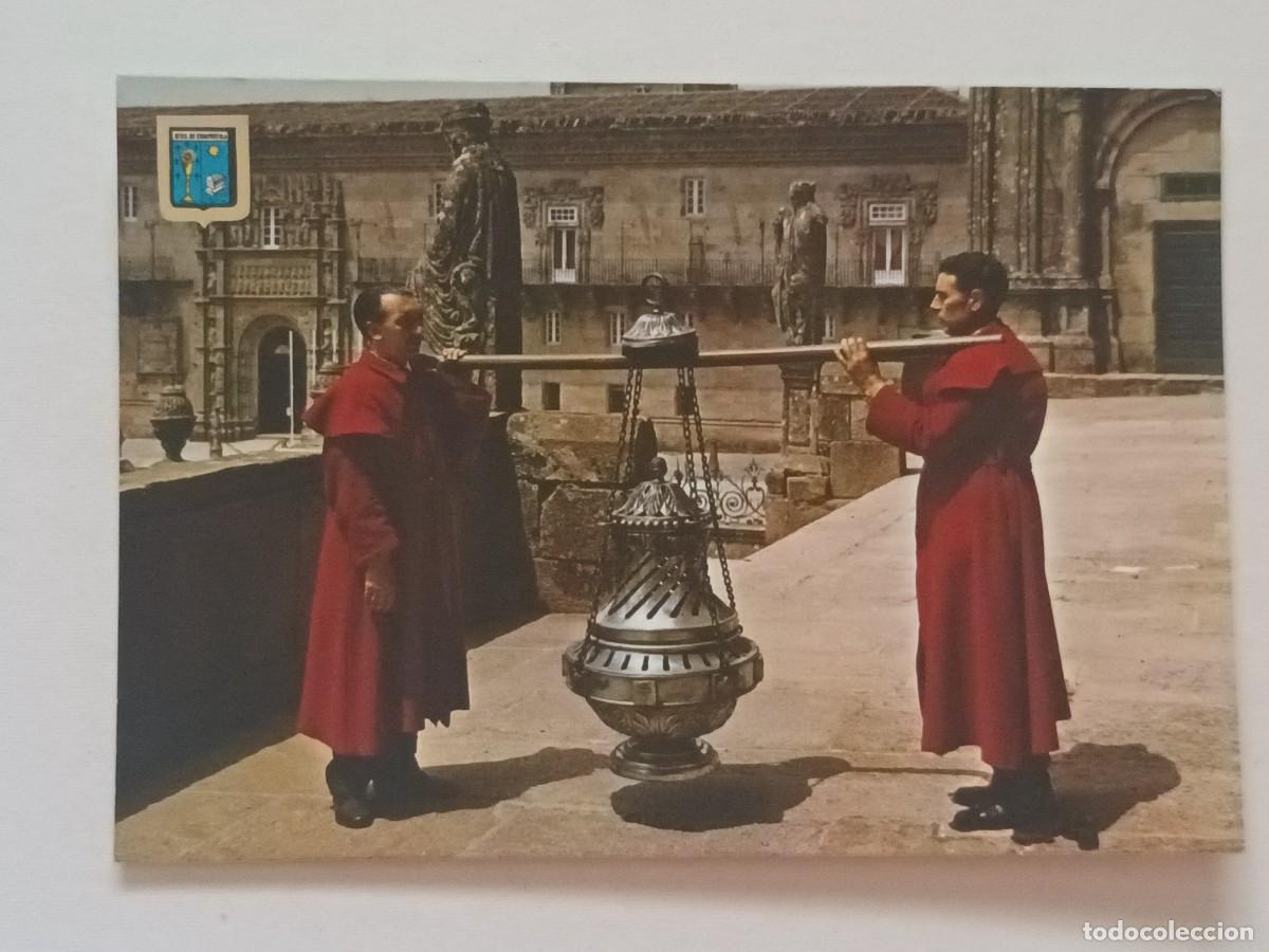 Postales: SANTIAGO DE COMPOSTELA (LA CORU&Ntilde;A). BOTAFUMEIRO (1964) - ESCUDO DE ORO