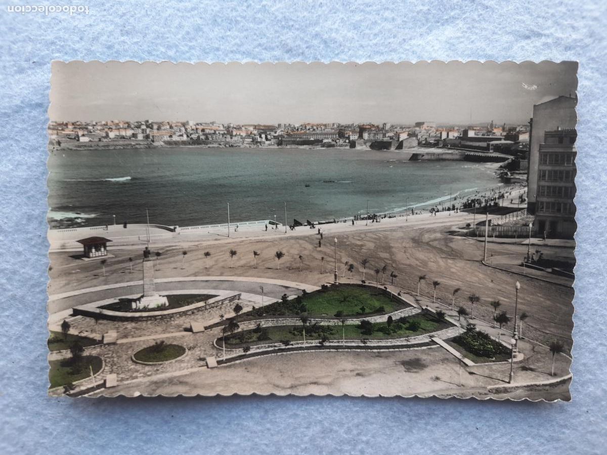Postales: La Coru&ntilde;a. Plaza de Portugal.