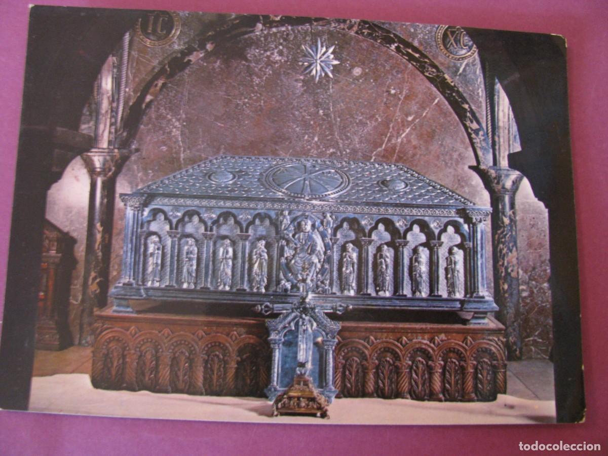 Postales: POSTAL DE SANTIAGO DE COMPOSTELA. CATEDRAL, URNA DE PLATA DEL APOSTOL SANTIAGO. POSTALES FAMA.