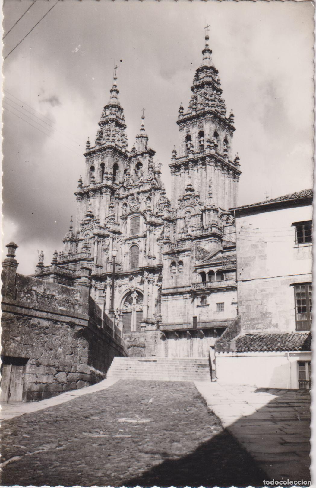 Postales: SANTIAGO DE COMPOSTELA, CATEDRAL, FACHADA DEL OBRADOIRO - EDICIONES LUJO N&ordm;40 - S/C