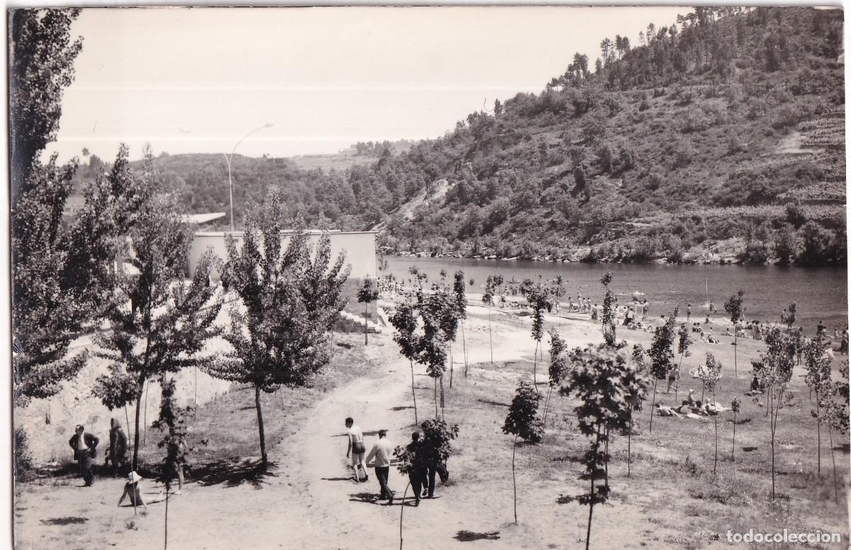 Cartes Postales: 16 ORENSE PLAYA DEL RIO MI&Ntilde;O. EDICIONES PARIS. ESCRITA EN 1964 SIN CIRCULAR.