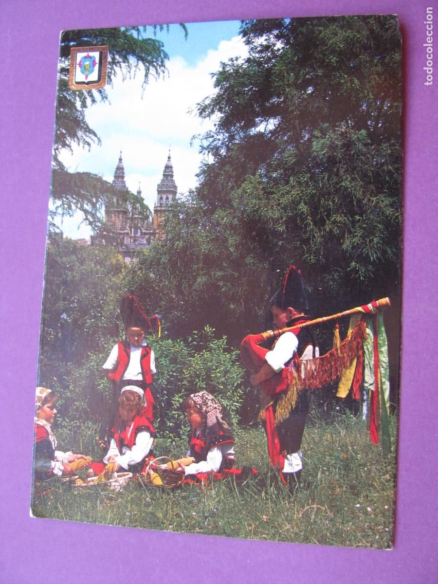 Postales: POSTAL DE GALICIA. DESGRANANDO EL MAIZ. DOMINGUEZ 1.