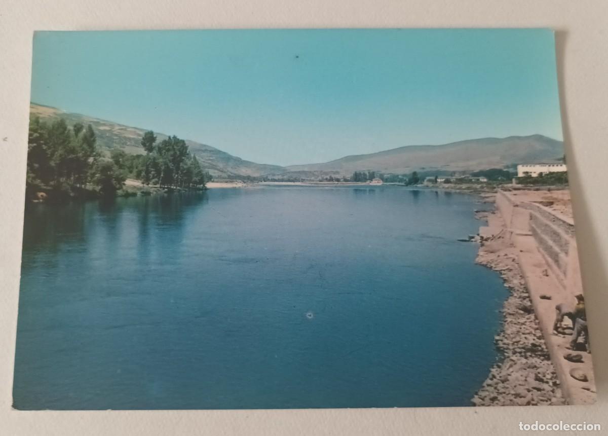 Postais: BARCO DE VALDEORRAS (ORENSE). RIO SIL Y MALECON (1964)