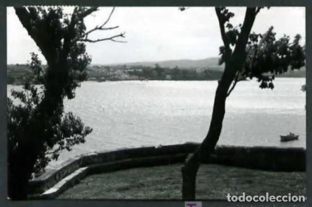 Cartes Postales: Ribadeo. *Mirandilla O. P. Al fondo Figueras* Ed. Cape. Circulada 1964.