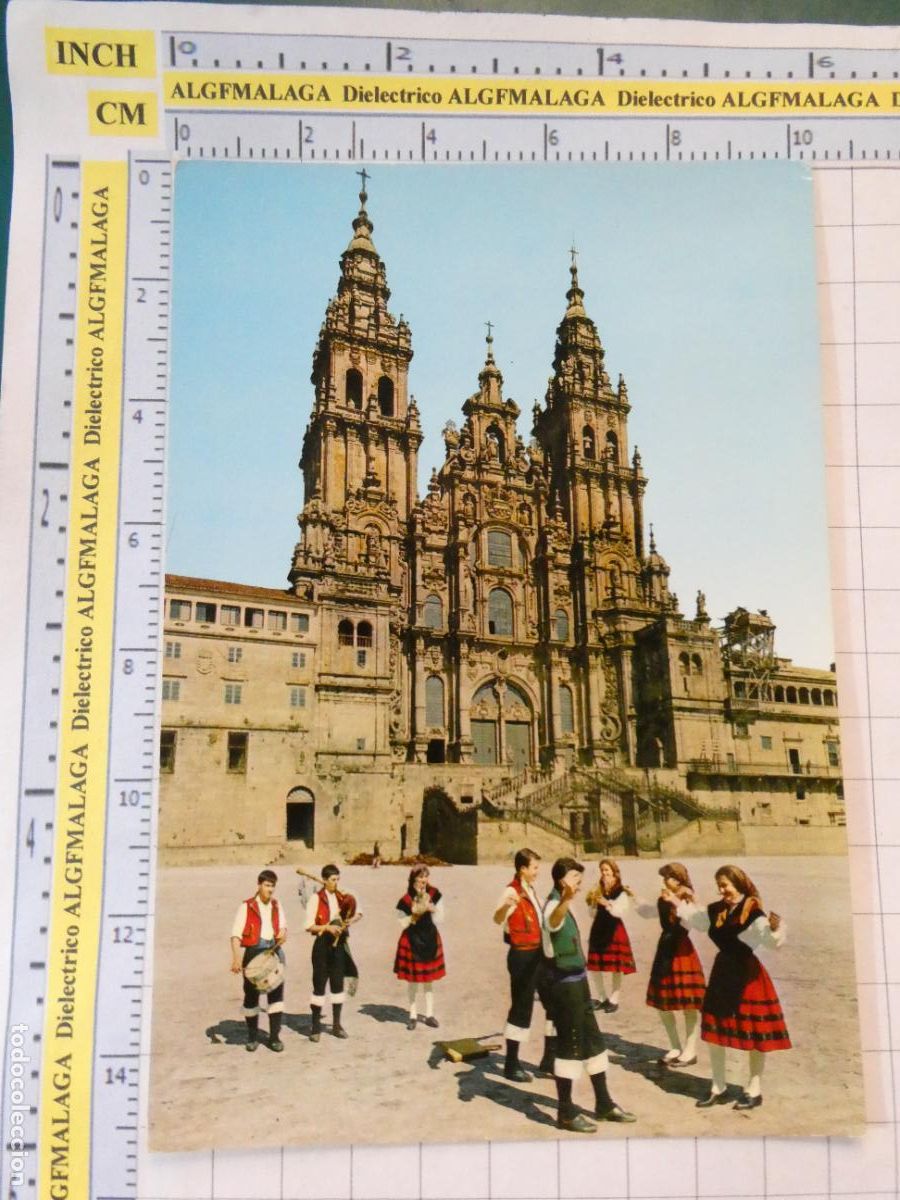 Postales: POSTAL DE LA CORU&Ntilde;A. A&Ntilde;O 1964. TIPISMO FOLKLORE GALLEGO MU&Ntilde;EIRAS PLAZA OBRADOIRO 11 ALARDE. 794