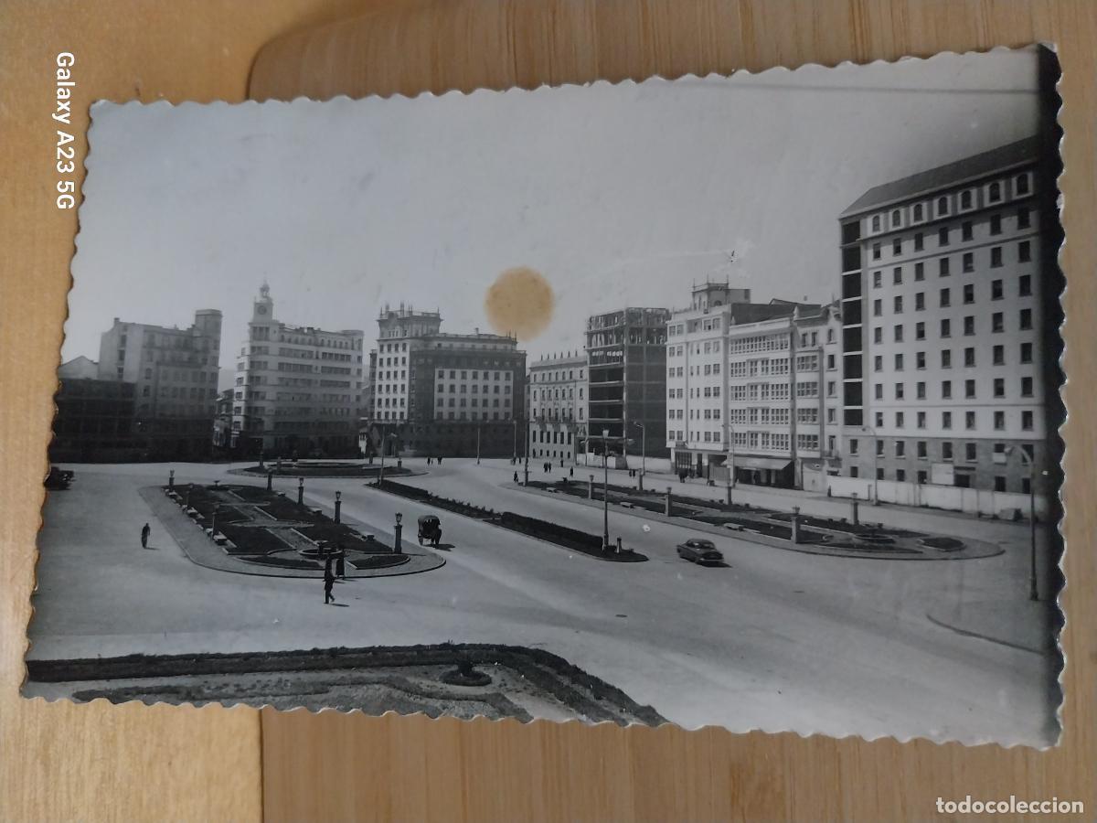 Postales: FERROL PLAZA ESPA&Ntilde;A ED AISA 215 CIRCULADA A&Ntilde;O 1959 ANIMADA CARRETA COCHE CLASICO