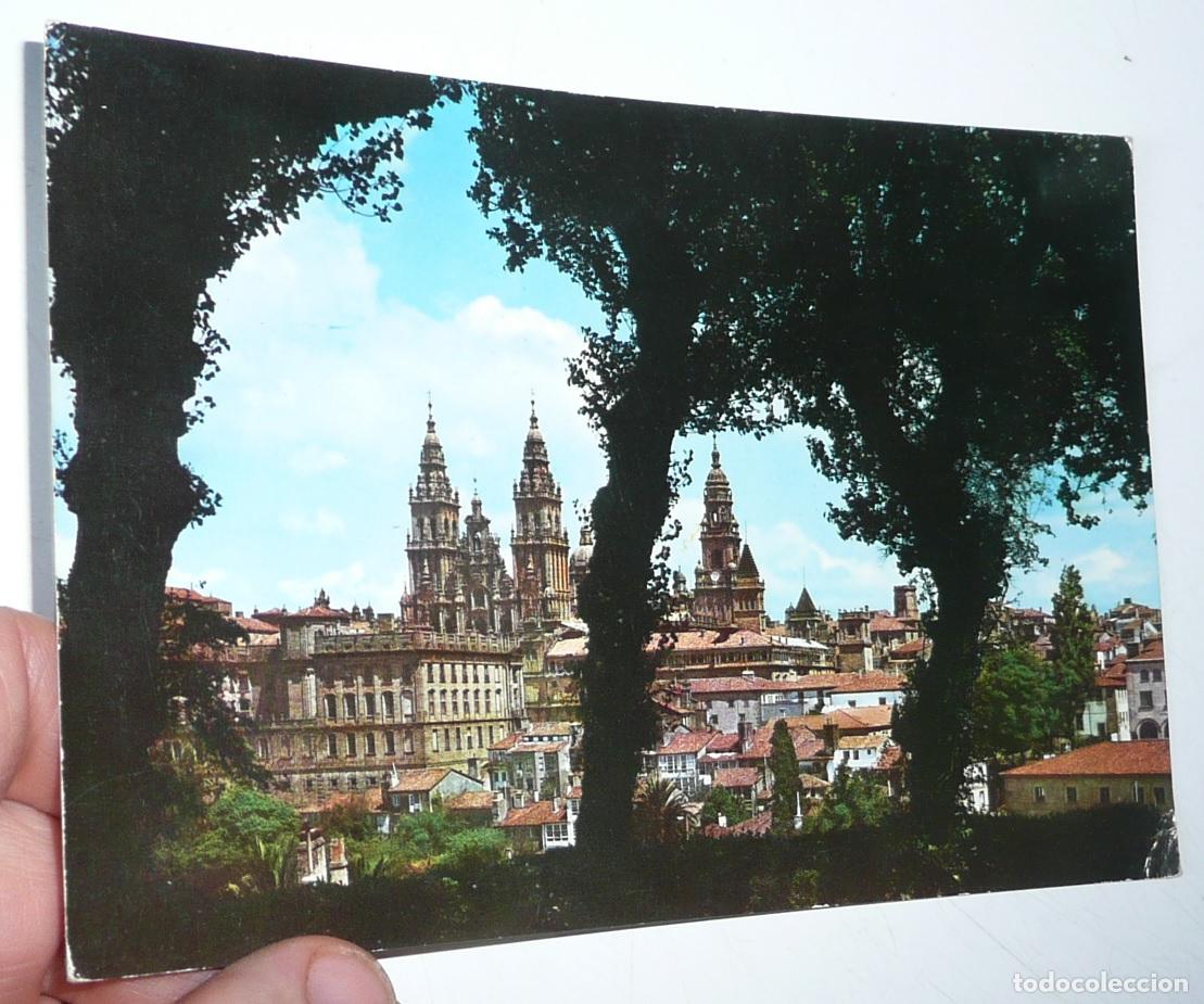 Postales: Postal Santiago de Compostela N&ordm; 2011 Vista parcial. Sin circular.