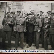 Postales: ANTIGUA FOTOGRAFIA INEDITA DE SAN MARTIN DE LA VEGA (MADRID) 28-4-1944 AUTORIDADES DE LA GUARDIA CIV
