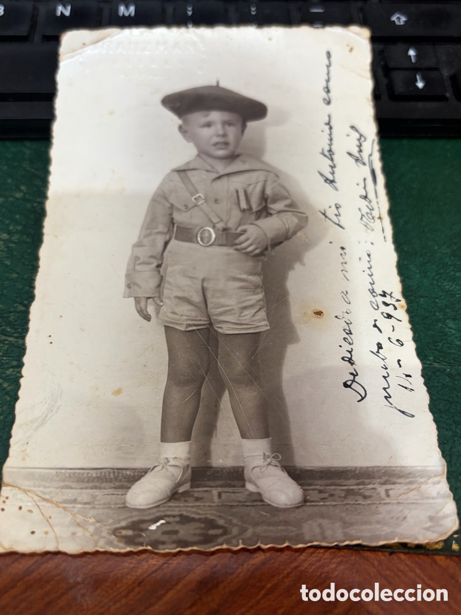 Postales: Fotograf&iacute;a Ni&ntilde;o Uniformado de Carlista - 1 &Eacute;poca 1936/37 - Guerra Civil - mide 13,5 x 8 cm