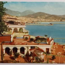 Postales: VIETRI SUL MARE - 1983 - ITALIA - PANORAMA DI SALERNO DAL LLOYD'S BAIA HOTEL. Lote 403437544