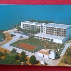 Postales: TARJETA POSTAL POST CARD CARTE POSTALE HOTEL SES ESTAQUES SANTA EULALIA DEL RIO IBIZA PISTA DE TENIS