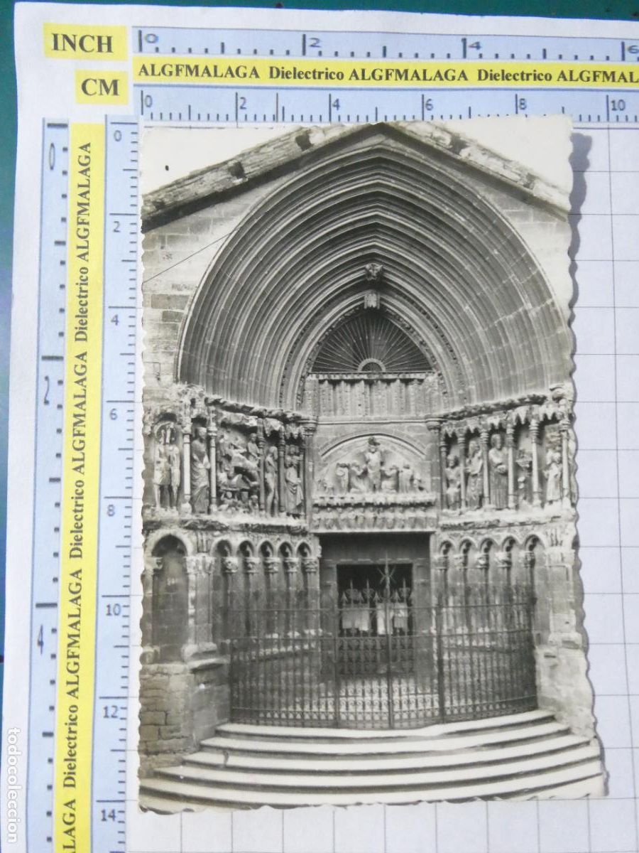 Cartes Postales: POSTAL DE LA RIOJA. A&Ntilde;OS 30 50. LOGRO&Ntilde;O PORTADA DE LA IGLESIA DE SAN BARTOLOM&Eacute;. GARRABELLA. 375