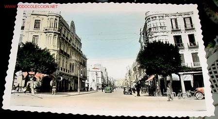 Postales: ANTIGUA POSTAL  DE MELILLA - AVDA. DEL GENERALISIMO - ED. RAFAEL BOIX - Foto 1