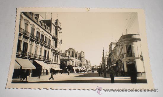 Postales: ANTIGUA POSTAL, MELILLA - AVENIDA DEL GENERALISIMO - Foto 1