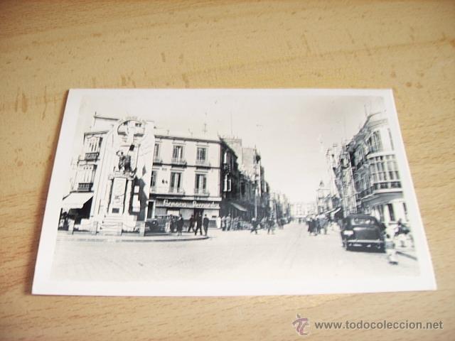 Postales: MELILLA -- AVENIDA DEL GENERALISIMO -- - Foto 1