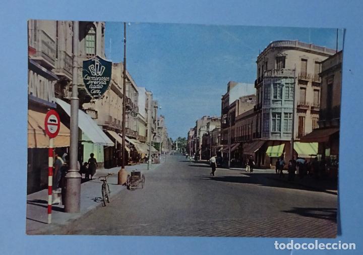 Postales: MELILLA. AVENIDA DEL GENERAL&Iacute;SIMO - Foto 1