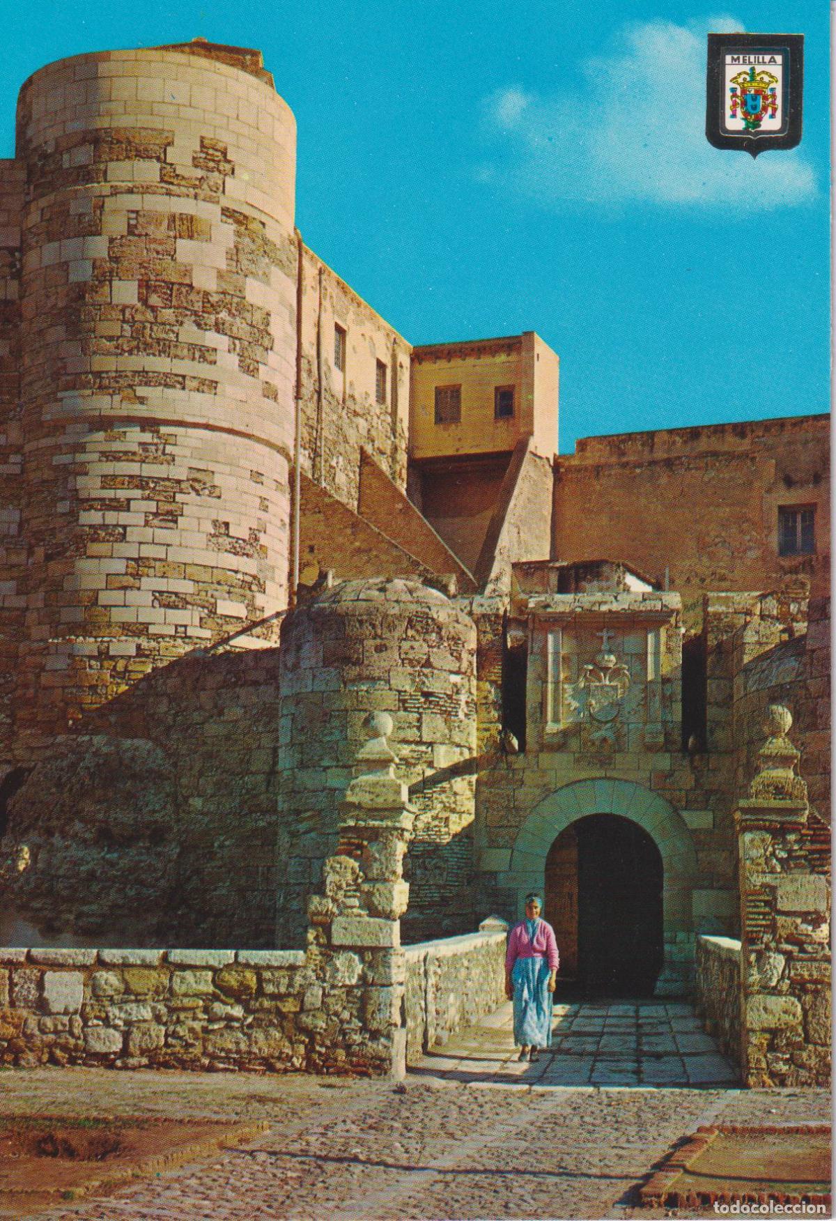 Postales: MELILLA, PUERTA DE SANTIAGO - ESCUDO DE ORO N&ordm;17 - S/C