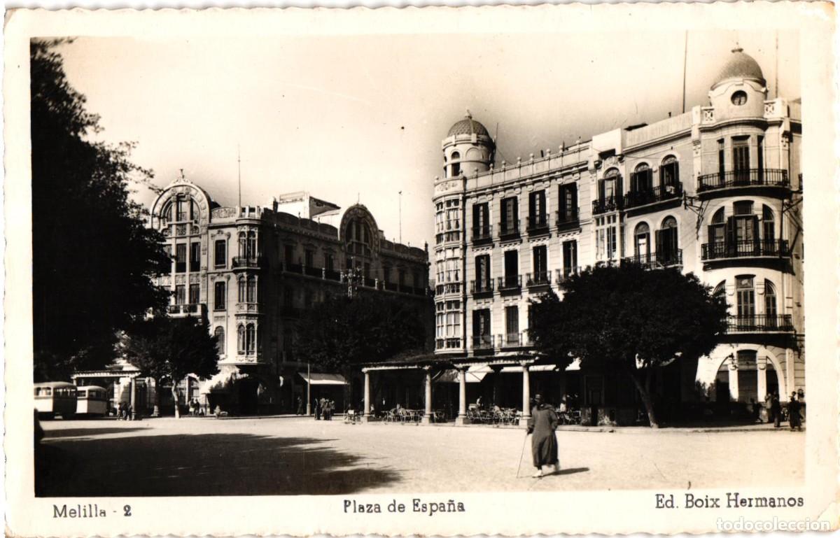 Postales: Melilla - Fachada del Ayuntamiento y Plaza Espa&ntilde;a - Espa&ntilde;a - Boix Hermanos