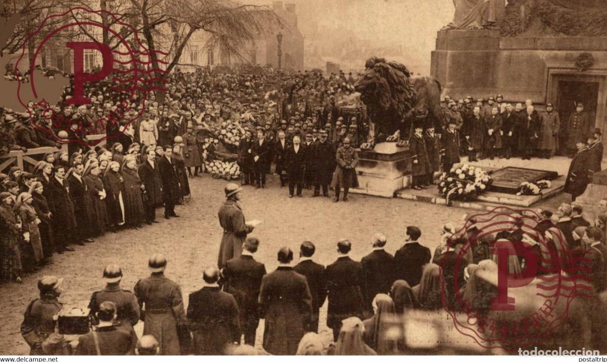 Postales: LA DERNI&Egrave;RE HEURE AU MILIEU DUN SILENCE RELIGIEUX QUE LE ROI PRONONCE Belgica Belgique MILITARY M