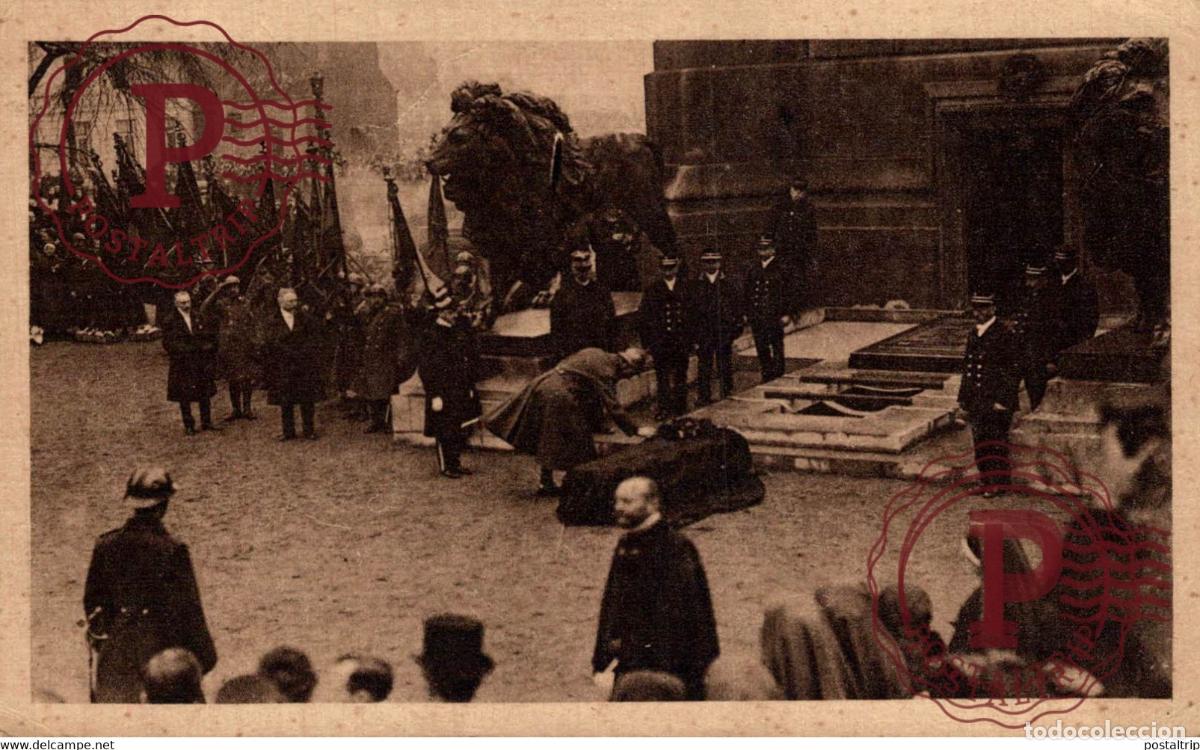Postales: LE SOLDAT INCONNU C&Eacute;RMONIE 1922 S.M LE ROI &Eacute;PINGE LA CROIX DE LORDRE DE L&Eacute;OPOLD Belgica Belgique M