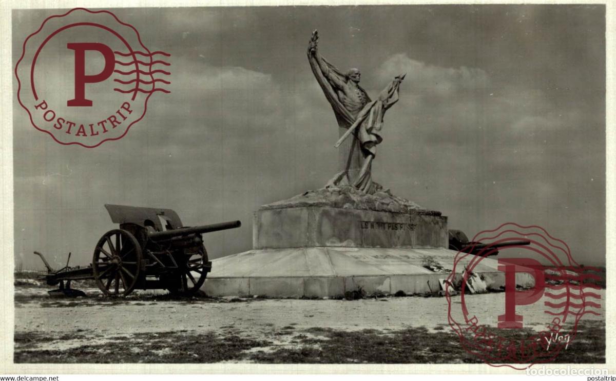Cartes Postales: VERDUN, CHAMPS DE BATAILLE. MONUMENT &Eacute;LEV&Eacute; AU MORT HOMME. MILITAIRE MILIT&Auml;R MILITARY