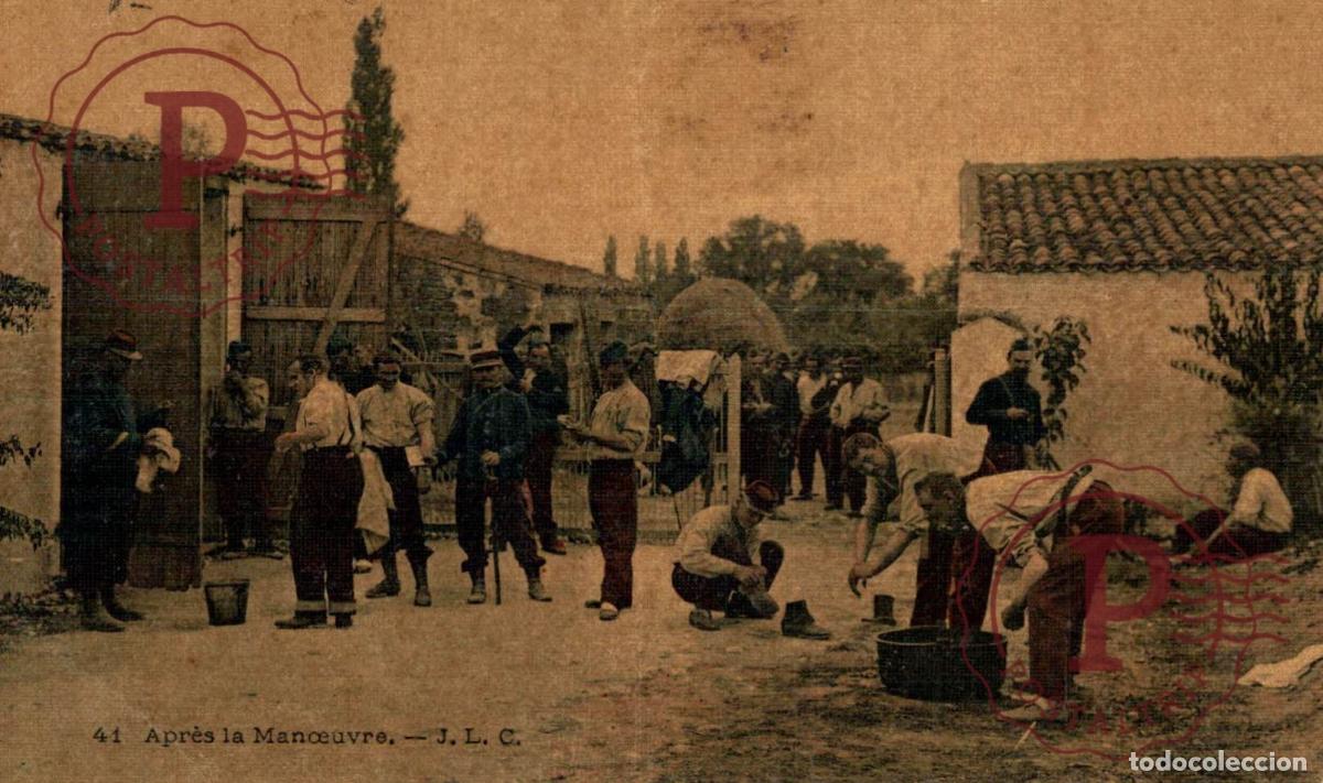 Postales: MILITAR. MILITAIRES. APRES LA MANOEUVRE.