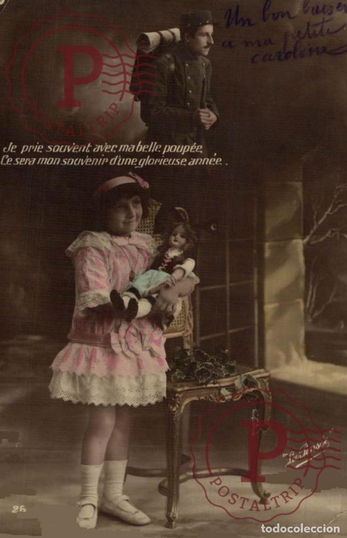 Postkarten: JE PRIE SOUVENT AVEC MA BELLE POUPEE. MILITAR. MILITAIRE.