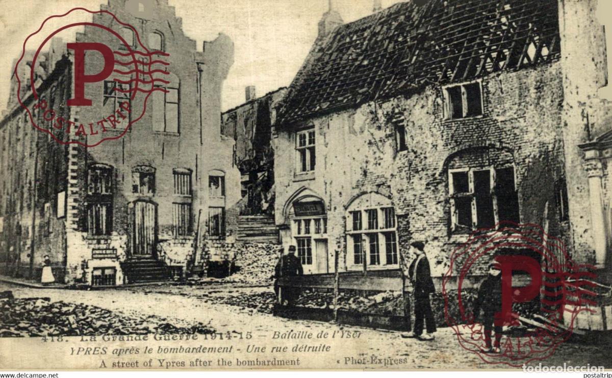 Postales: Ypres apres le bombardement Une rue d&eacute;truite MILITARY MILITAIRE MILIT&Auml;R