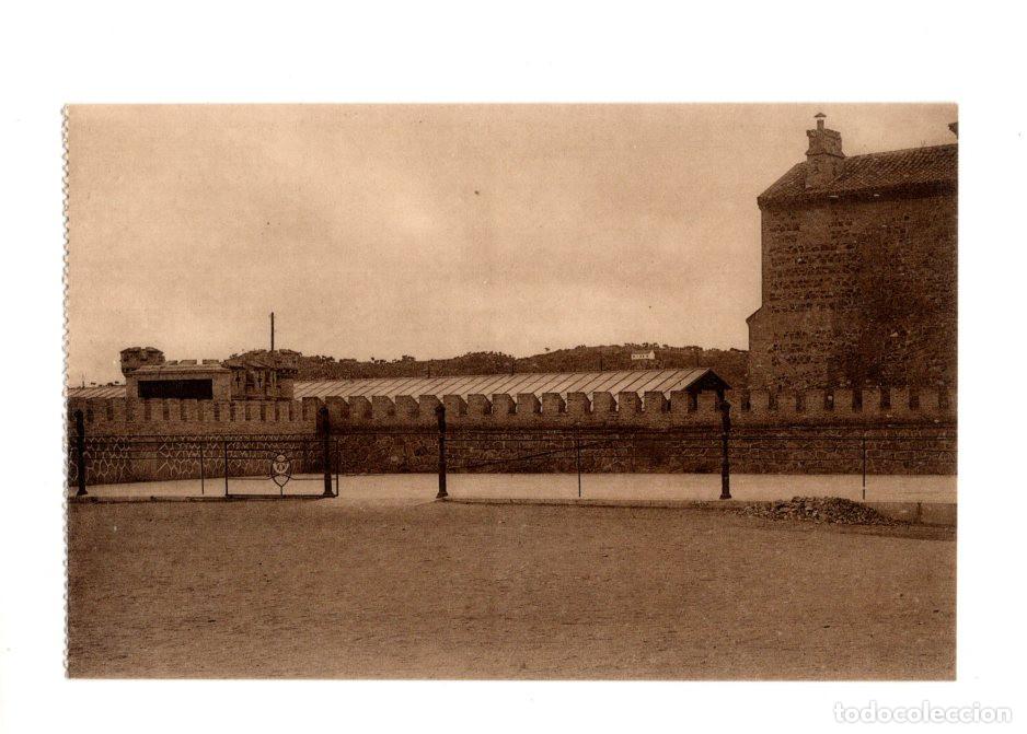 Postales: TOLEDO.- ACADEMIA DE INFANTER&Iacute;A. SKATING.