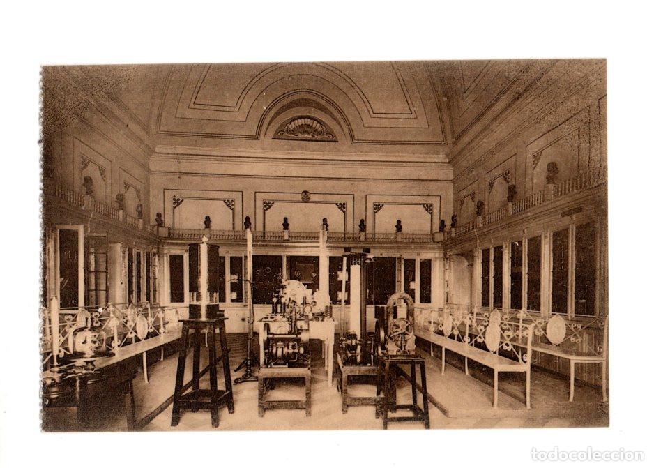 Postales: TOLEDO.- ACADEMIA DE INFANTER&Iacute;A. GABINETE DE F&Iacute;SICA.