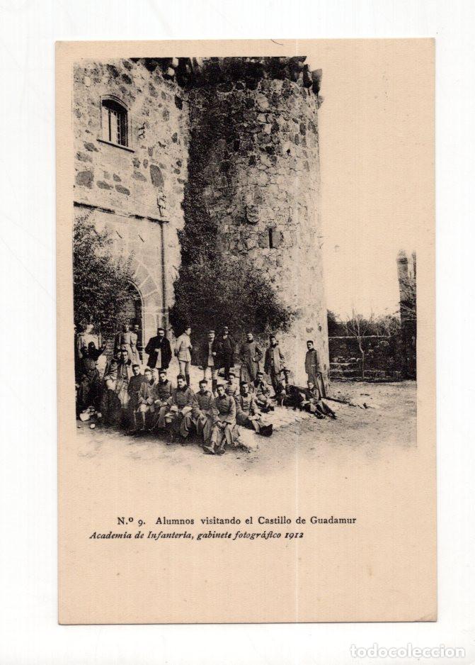 Postales: N.&ordm; 9. ALUMNOS VISITANDO EL CASTILLO DE GUADAMUR ACADEMIA DE INFANTER&Iacute;A, GABINETE FOTOGR&Aacute;FICO 1912