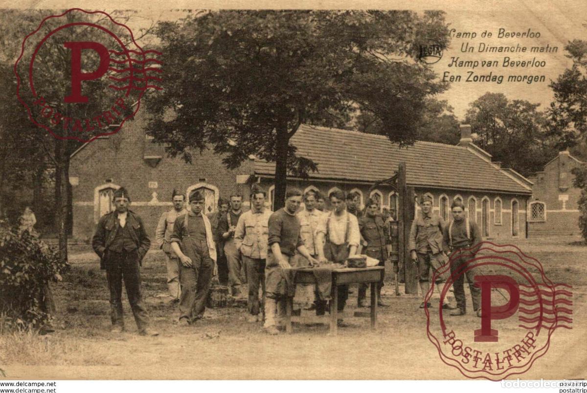 Postcards: Camp de Beverloo Un Dimanche matin Een zondag morgen LEOPOLDSBURG BOURG LEOPOLD Camp de BEVERLOO KAM