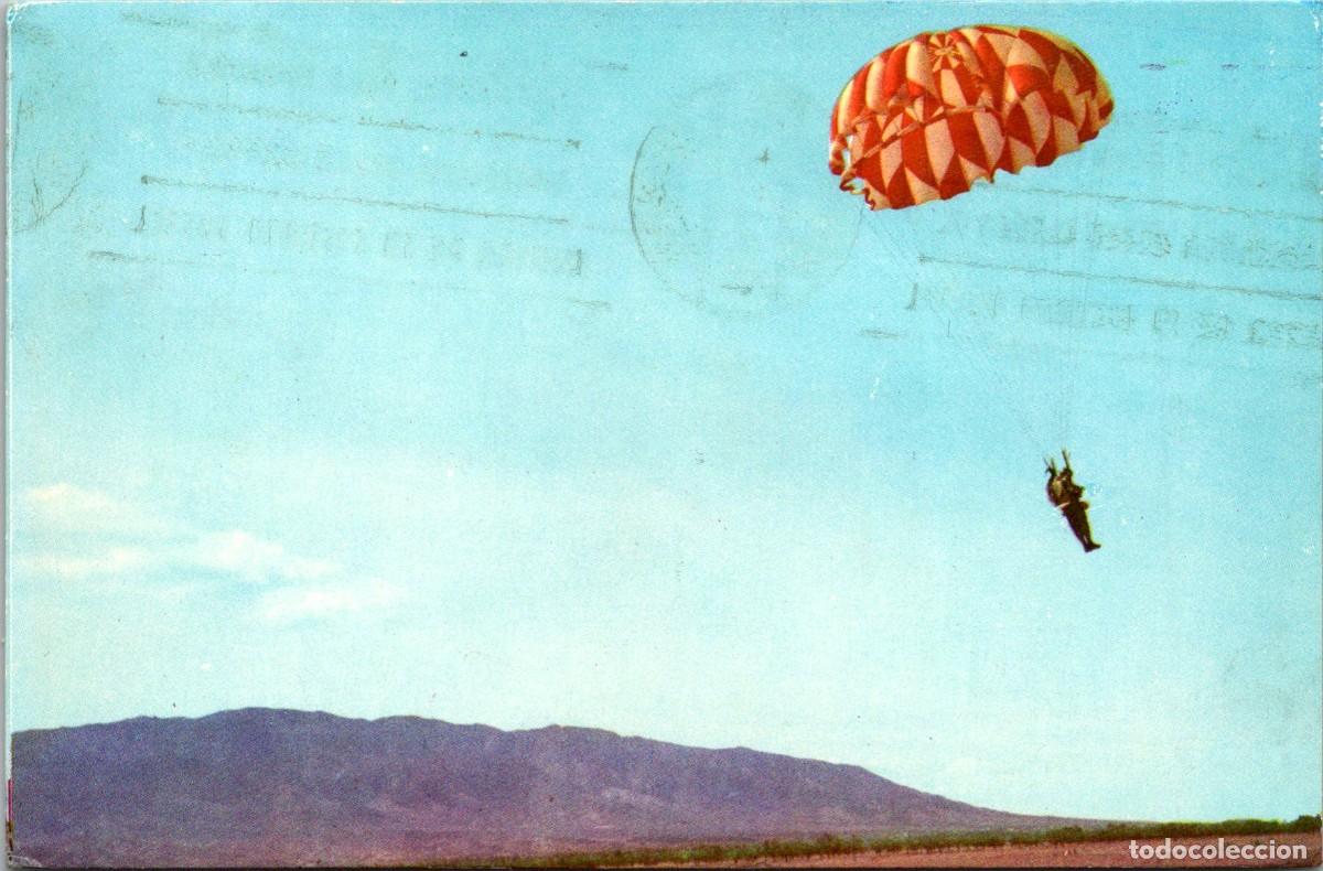Postales: Base A&eacute;rea de Alcantarilla - Llegada a tierra - 5&ordm; Salto - Fotocolor C&eacute;sar - Imp. T&eacute;cnica Gr&aacute;fica