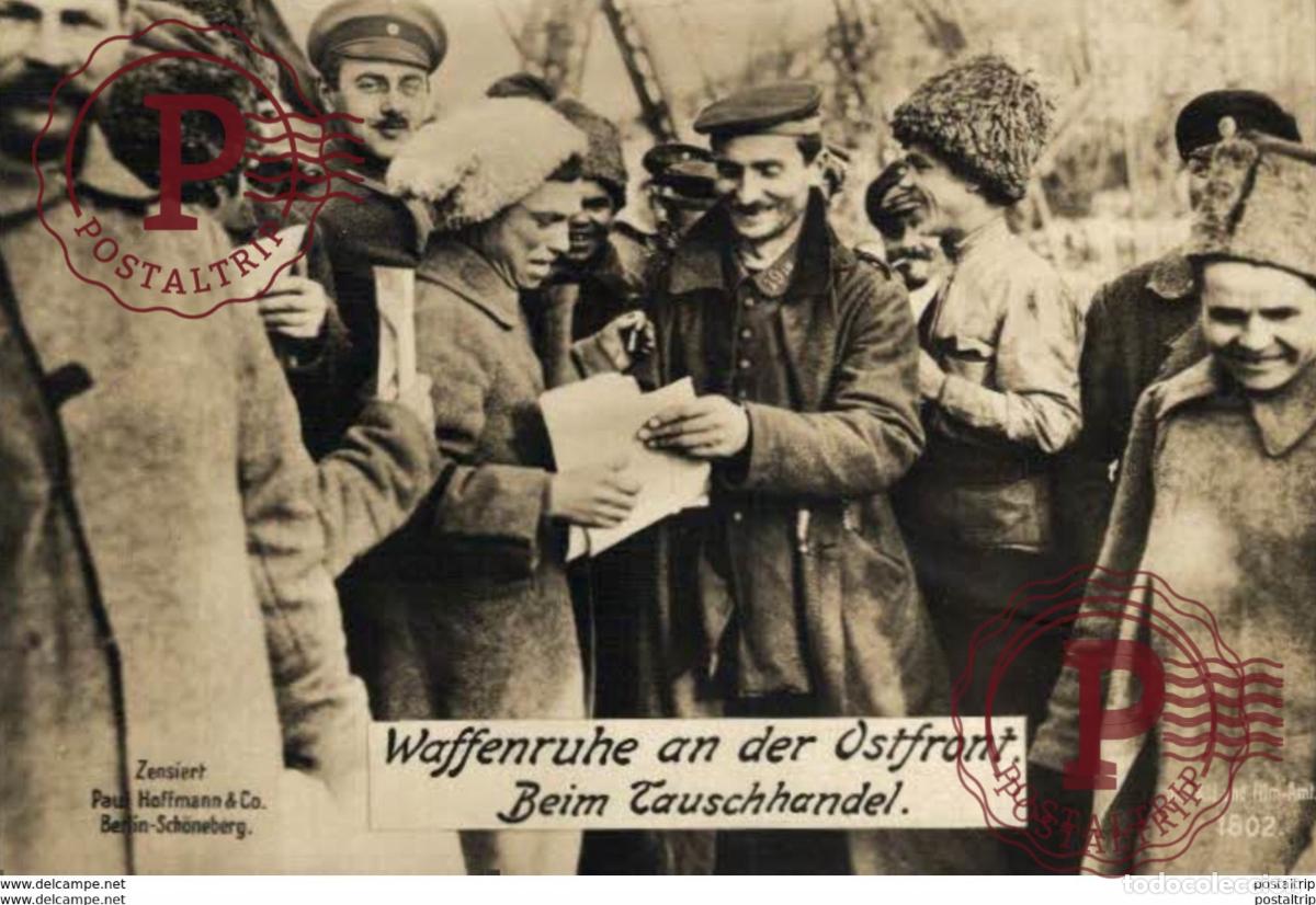 Postales: RPPC CARTE PHOTO 17*12cm. Waffenruhr an der Ostfront. Beim Tauschhandel 191415 WWI WWICOLL