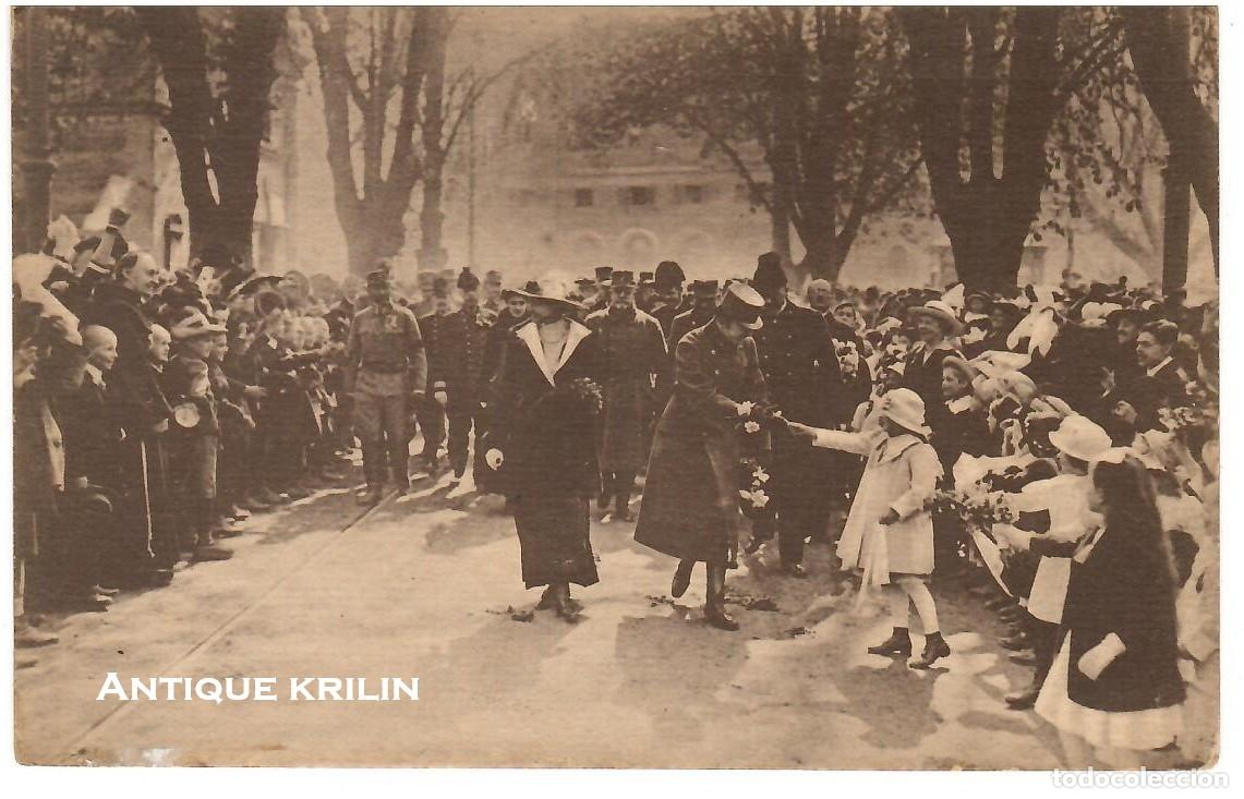 Postales: EJERCITO AUSTRO-HUNGARO / EMPERADORES DE AUSTRIA CAMINO DE LA IGLESIA / SIN FRANQUEAR