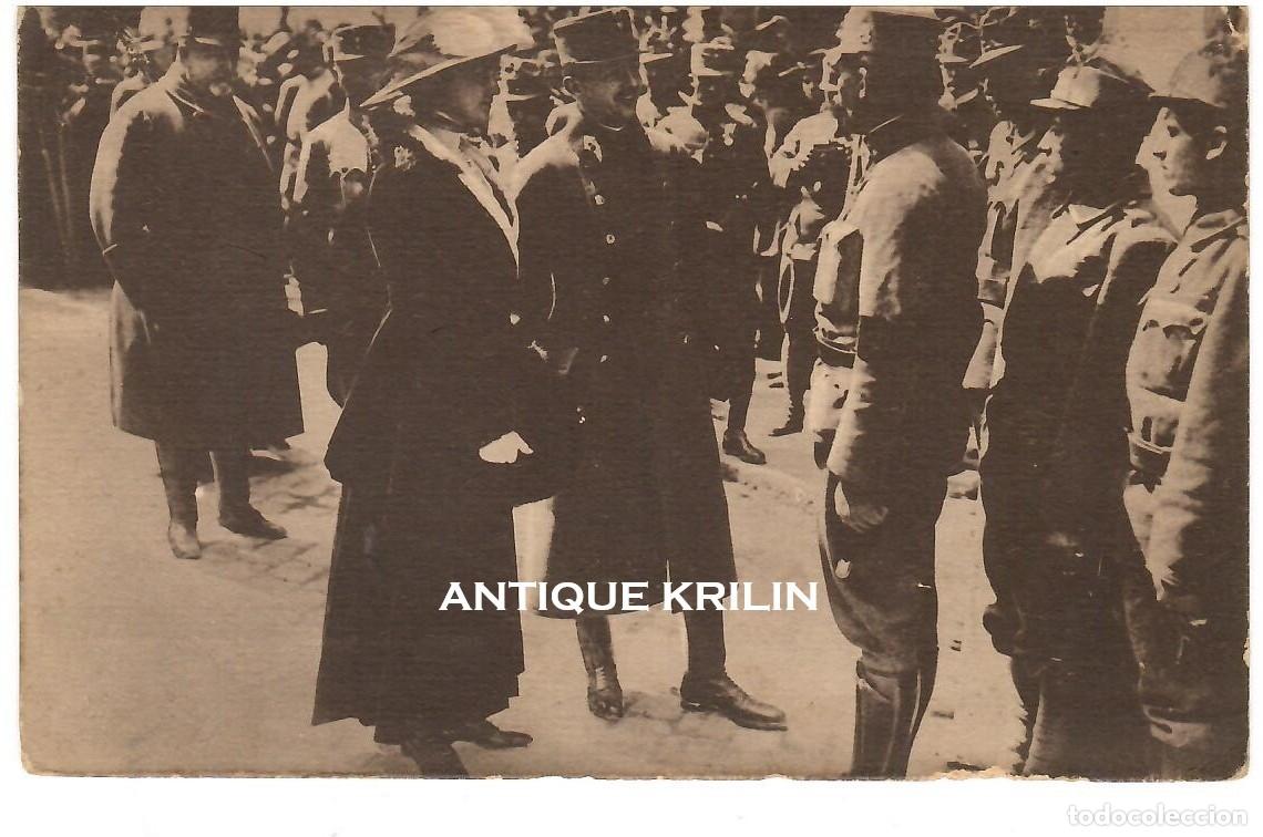 Postales: EJERCITO AUSTRO-HUNGARO / LOS EMPERADORES DE AUSTRIA EN UNA EXPOSICION / SIN FRANQUEAR