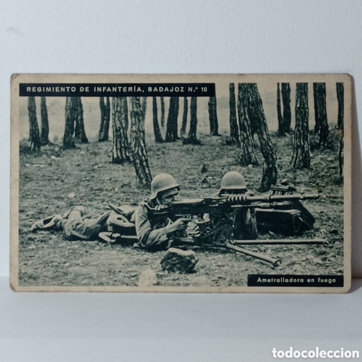 Postales: REGIMIENTO DE INFANTER&Iacute;A, BADAJOZ N.10 AMETRALLADORA EN FUEGO