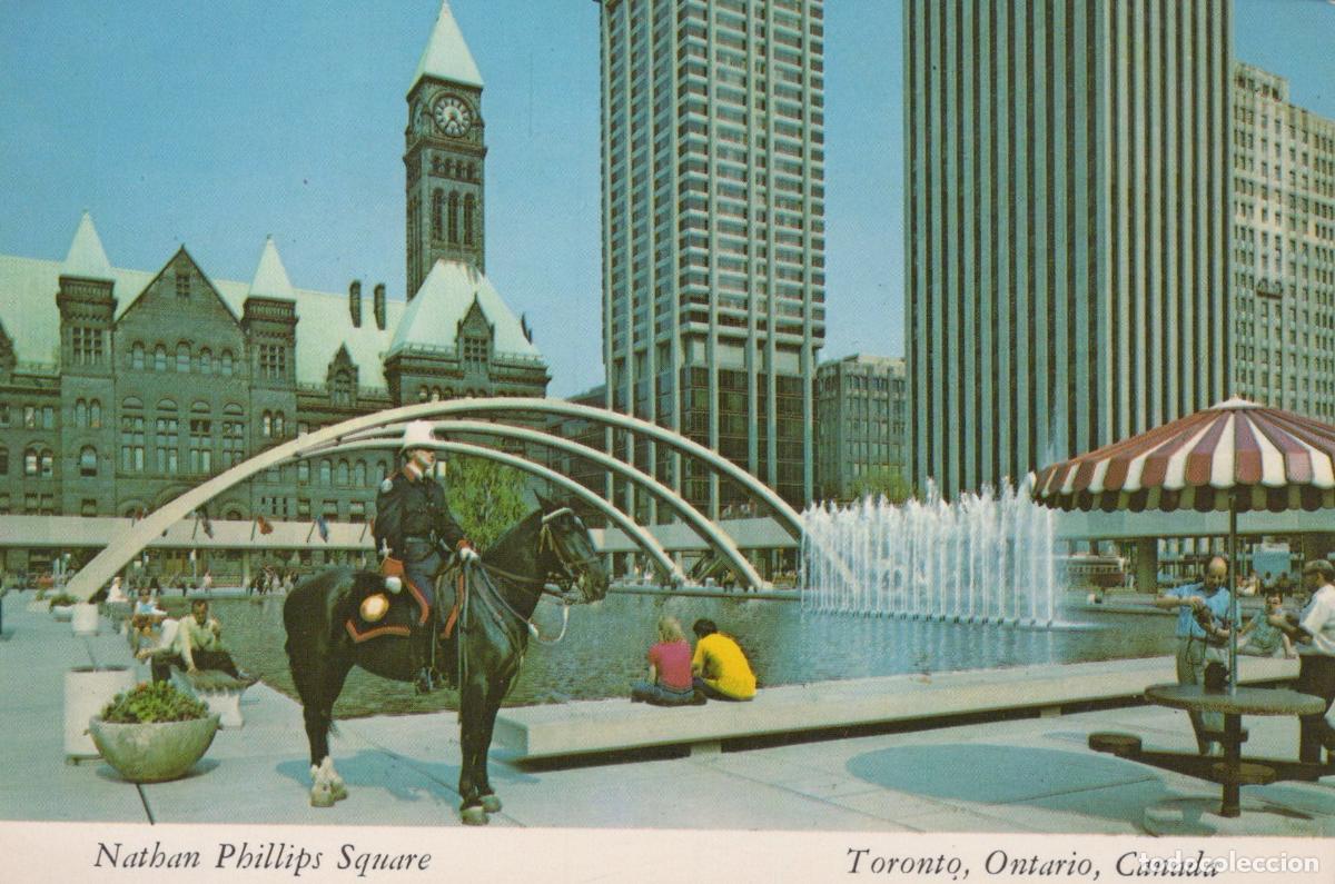 Postales: Canada Toronto Nathan Phillips Square Mounted Police Officer Unposted *YAM704