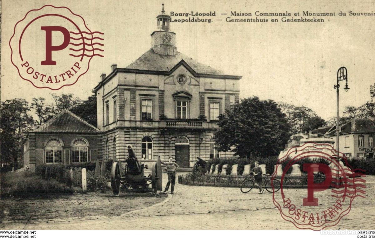 Postales: MAISON COMMUNALE ET MONUMENT DU SOUVENIR - Camp de BEVERLOO KAMP LEOPOLDSBURG BOURG LEOPOLD WWICOLLE