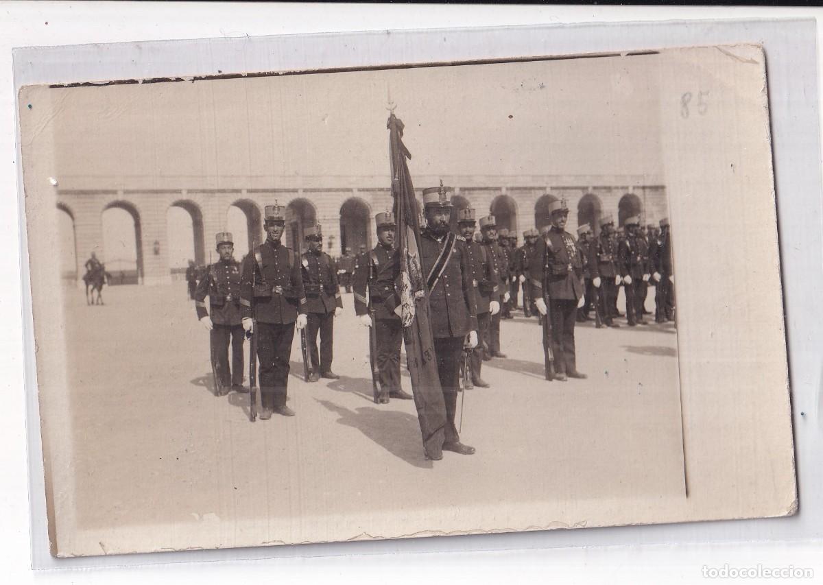 Postales: Madrid 1920 traslado de la antigua bandera al Alc&aacute;zar, Rey Alfonso XIII, acto jura bandera Pr&iacute;ncipe