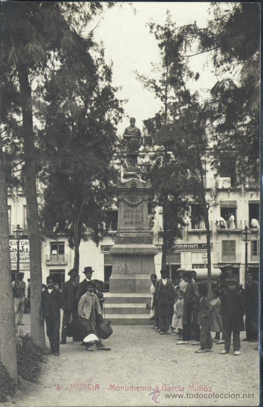 Postales: MURCIA.- MONUMENTO A GARC&Iacute;A MU&Ntilde;OZ - Foto 1