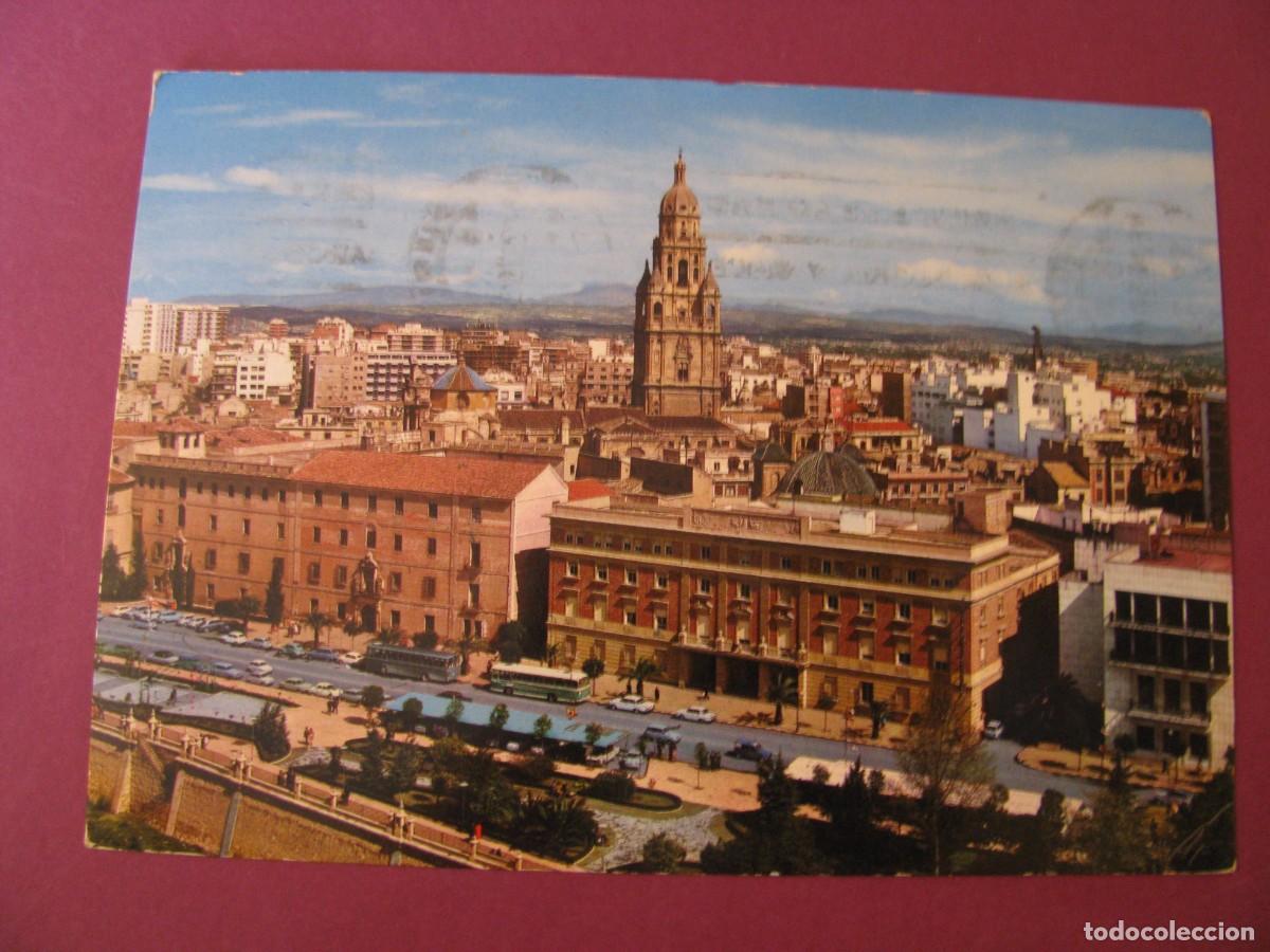 Postales: POSTAL DE MURCIA. VISTA PARCIAL Y TORRE DE LA CATEDRAL. ARRIBAS. CIRCULADA