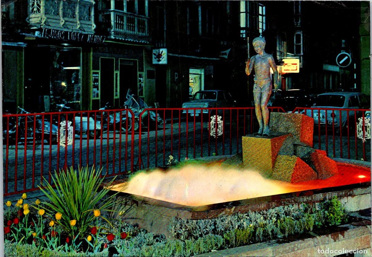 Postales: Cartagena - Monumento al ICUE - Beascoa 8529 - 145x100mm - Nocturna - Vespa