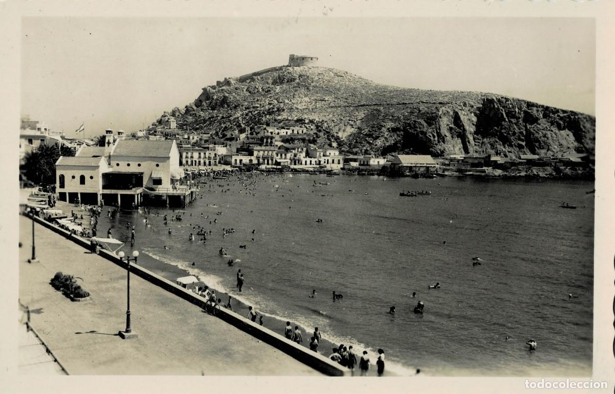 Postales: POSTAL MODERNA DE MURCIA. AGUILAS BALNEARIO Y CASTILLO DESDE LA COLONIA. P-MUR-320