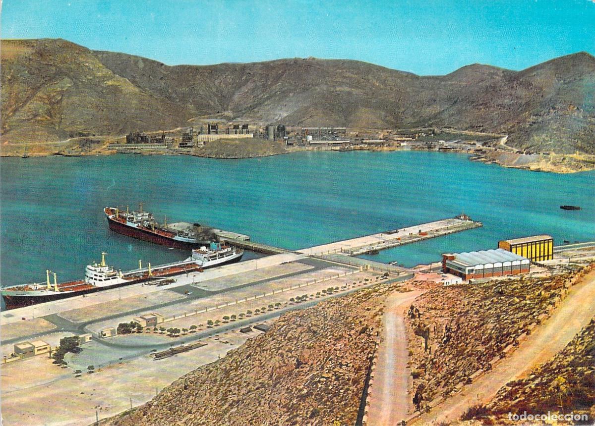 Postales: Postal del Puerto de Escombreras en Cartagena con Barcos