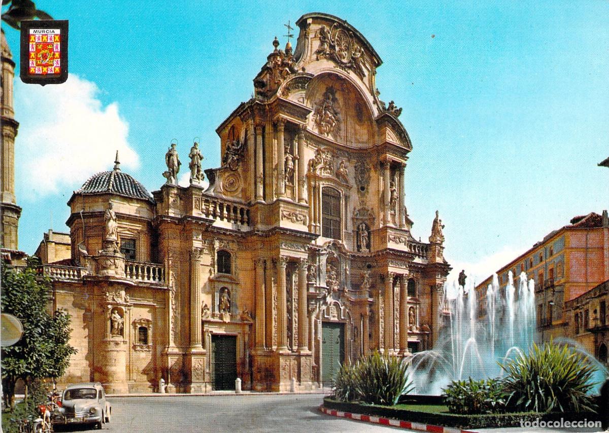 Postales: Postal de la Fachada de la Catedral de Murcia con Fuente