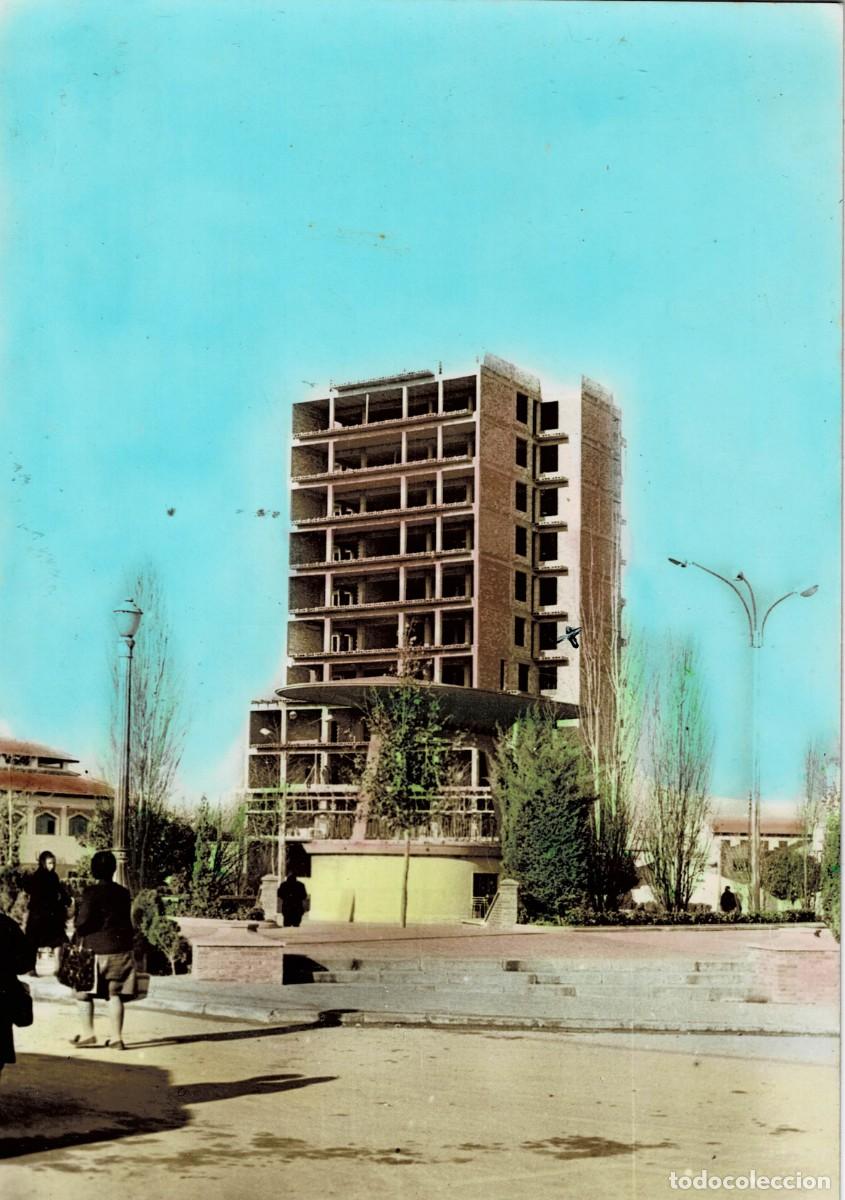 Postales: POSTAL MODERNA DE MURCIA. PLAZA DE ESPA&Ntilde;A Y TORRE DE CIEZA. P-MUR-310